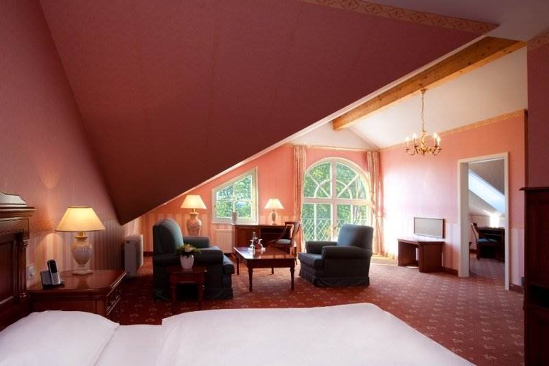 Landhotel Schloss Teschow Teterow Exterior photo